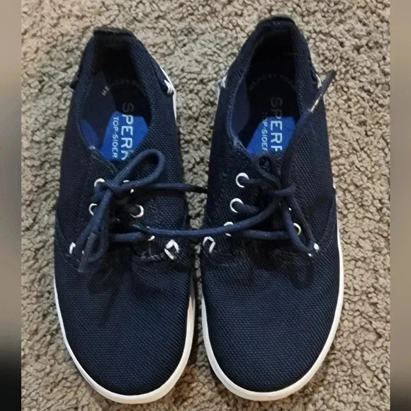 Boys Sperry Top-Sider Size 12 - Picture 2 of 4